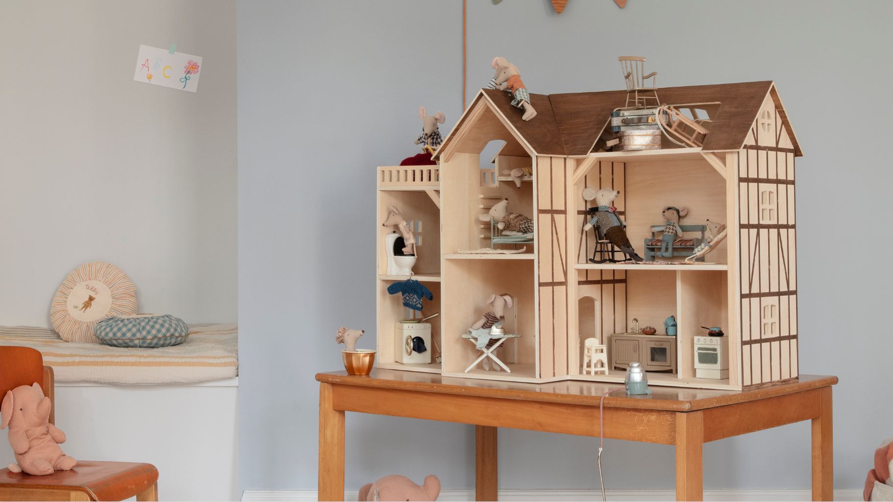 Maileg Mouse house farmhouse