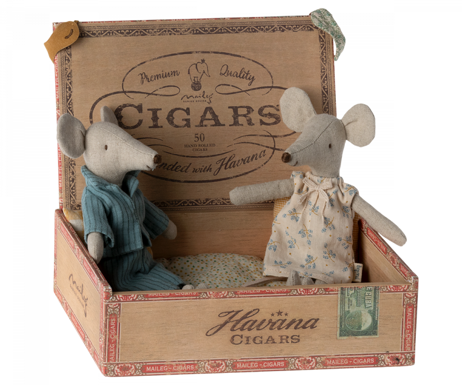 Maileg Mum and Dad mice in a Cigar Box