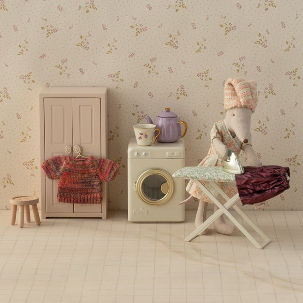 Maileg Iron and ironing board, Mouse