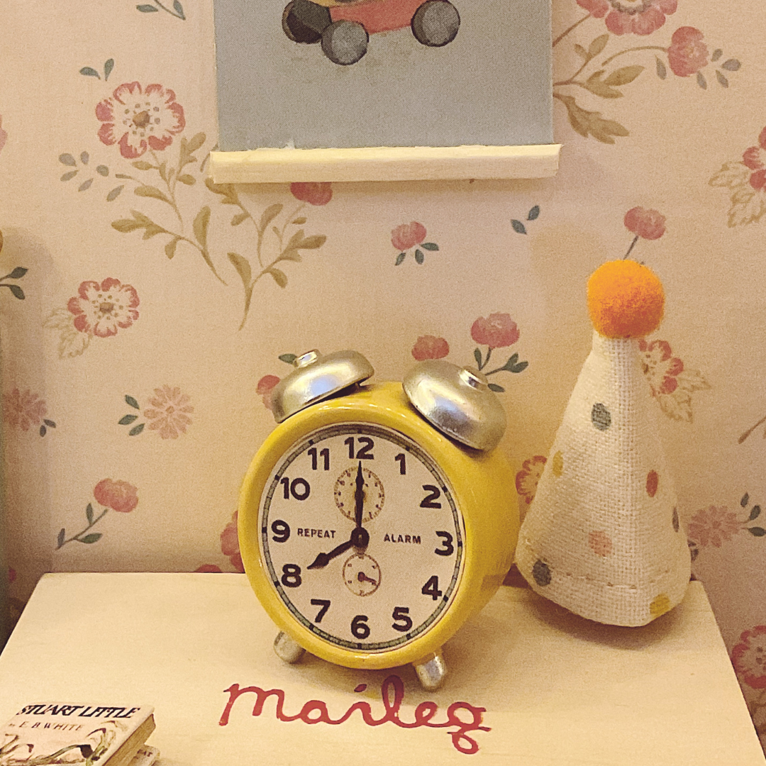 Maileg alarm clock yellow