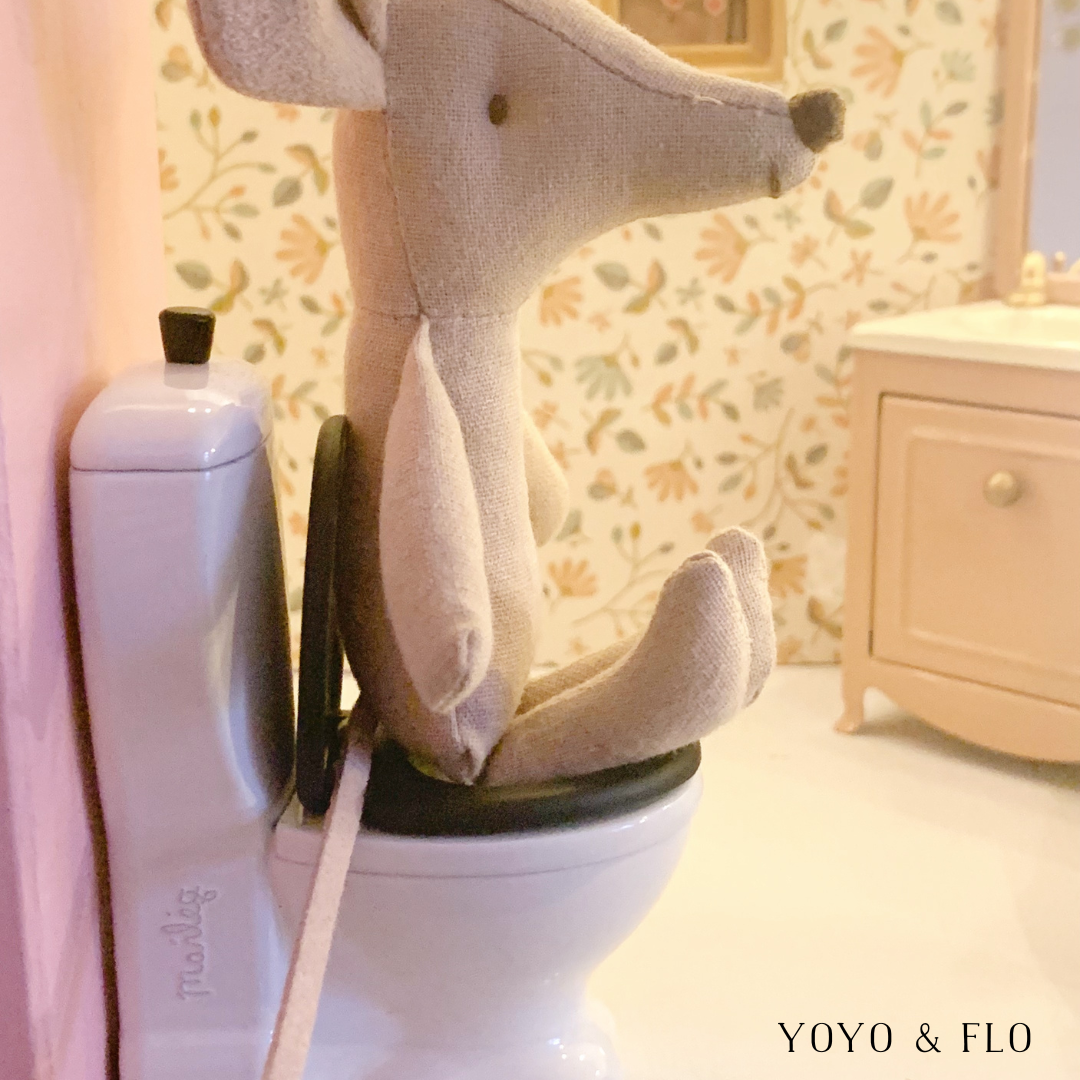Maileg mouse size toilet