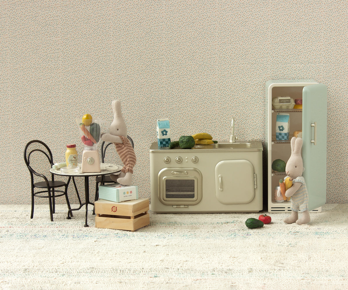 maileg kitchen with bunnies