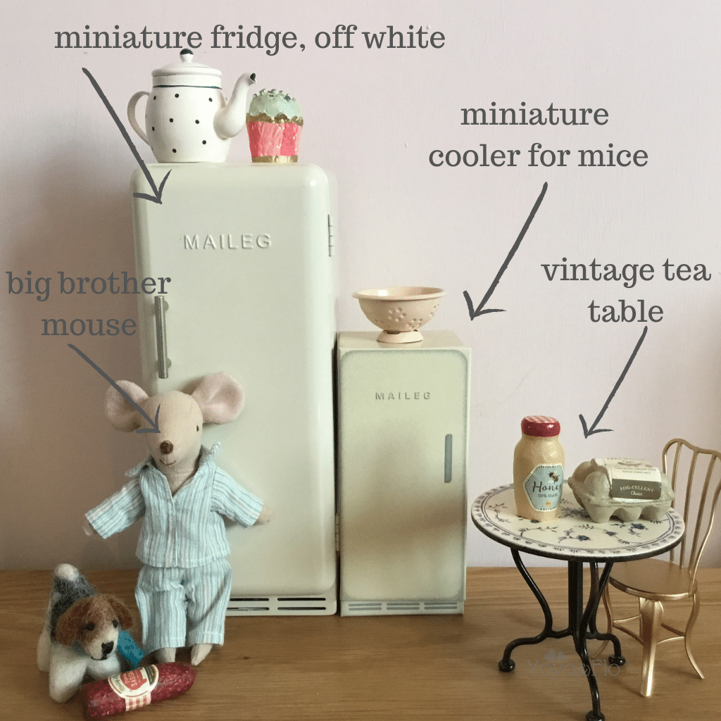 Maileg miniature fridge - off white