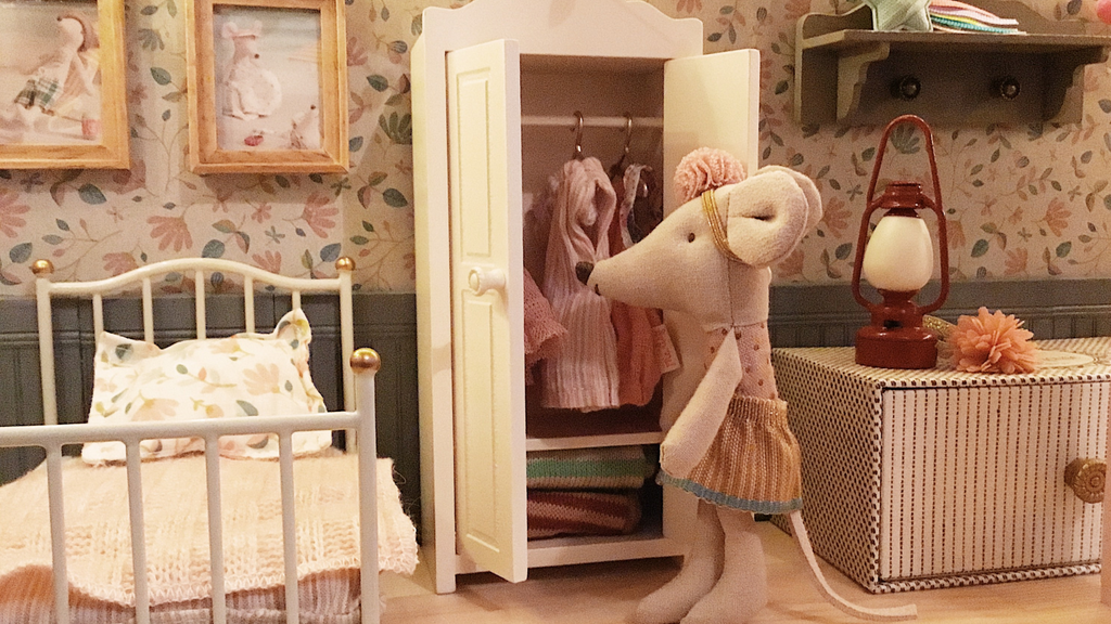 Maileg Mouse Ikea Flisat Doll House 