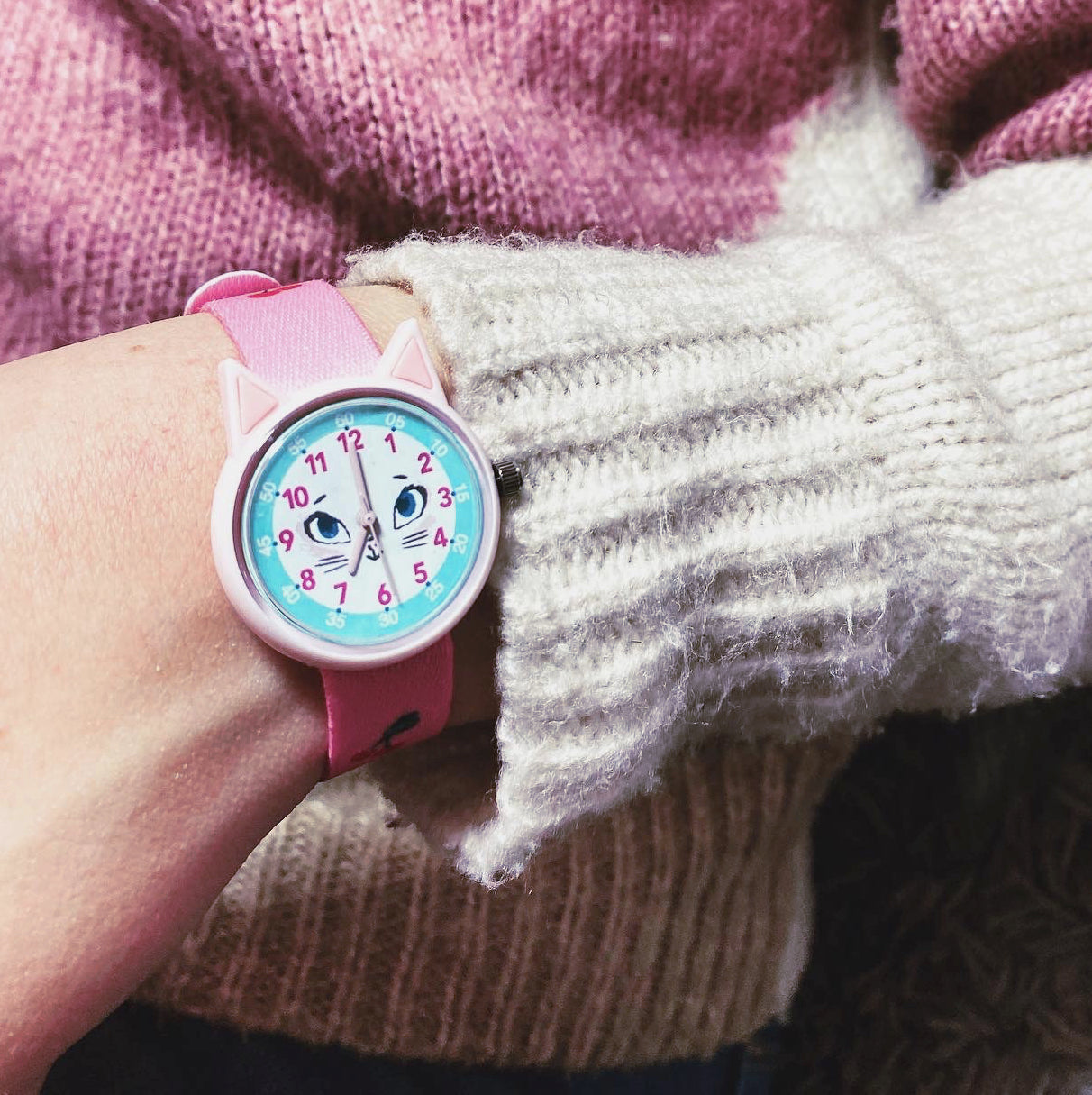 Children's watch with a cat face by Djeco