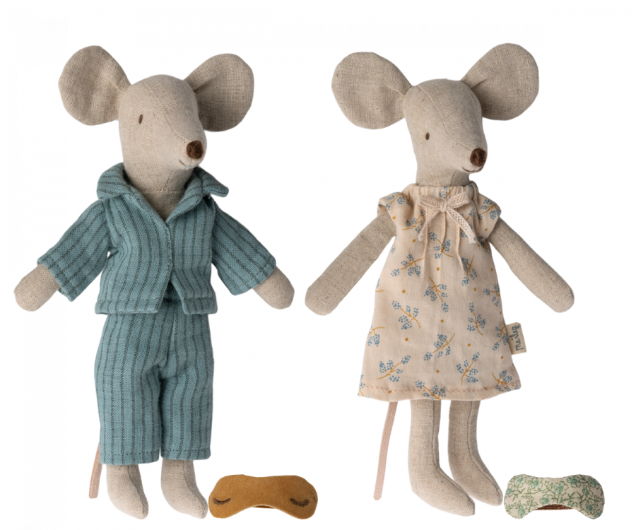 Maileg Mum and Dad mice in a Cigar Box