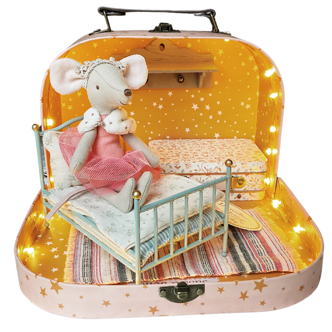 Maileg mouse dolls house - Yoyo & Flo