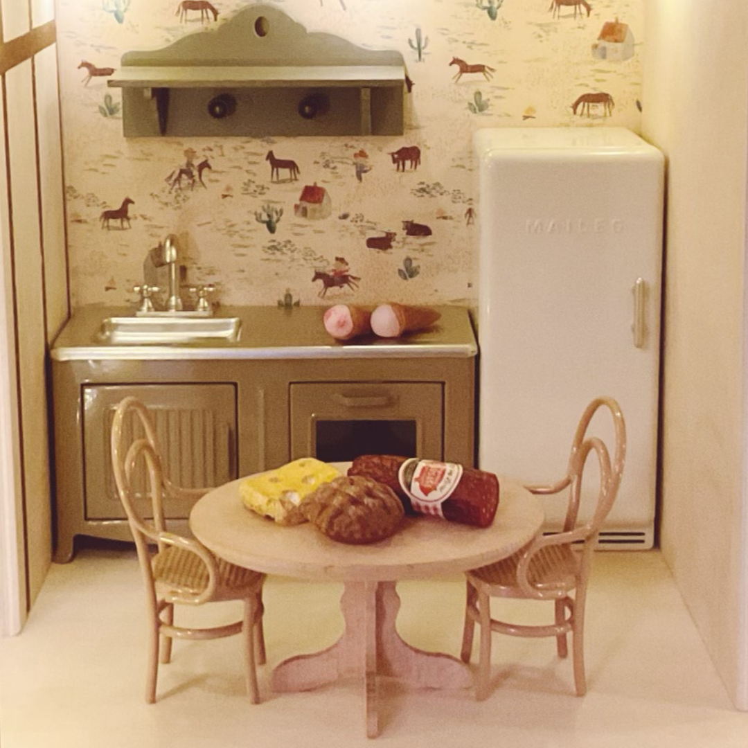 Maileg Kitchen & Dining Bundle, Mouse, Light Brown/Powder