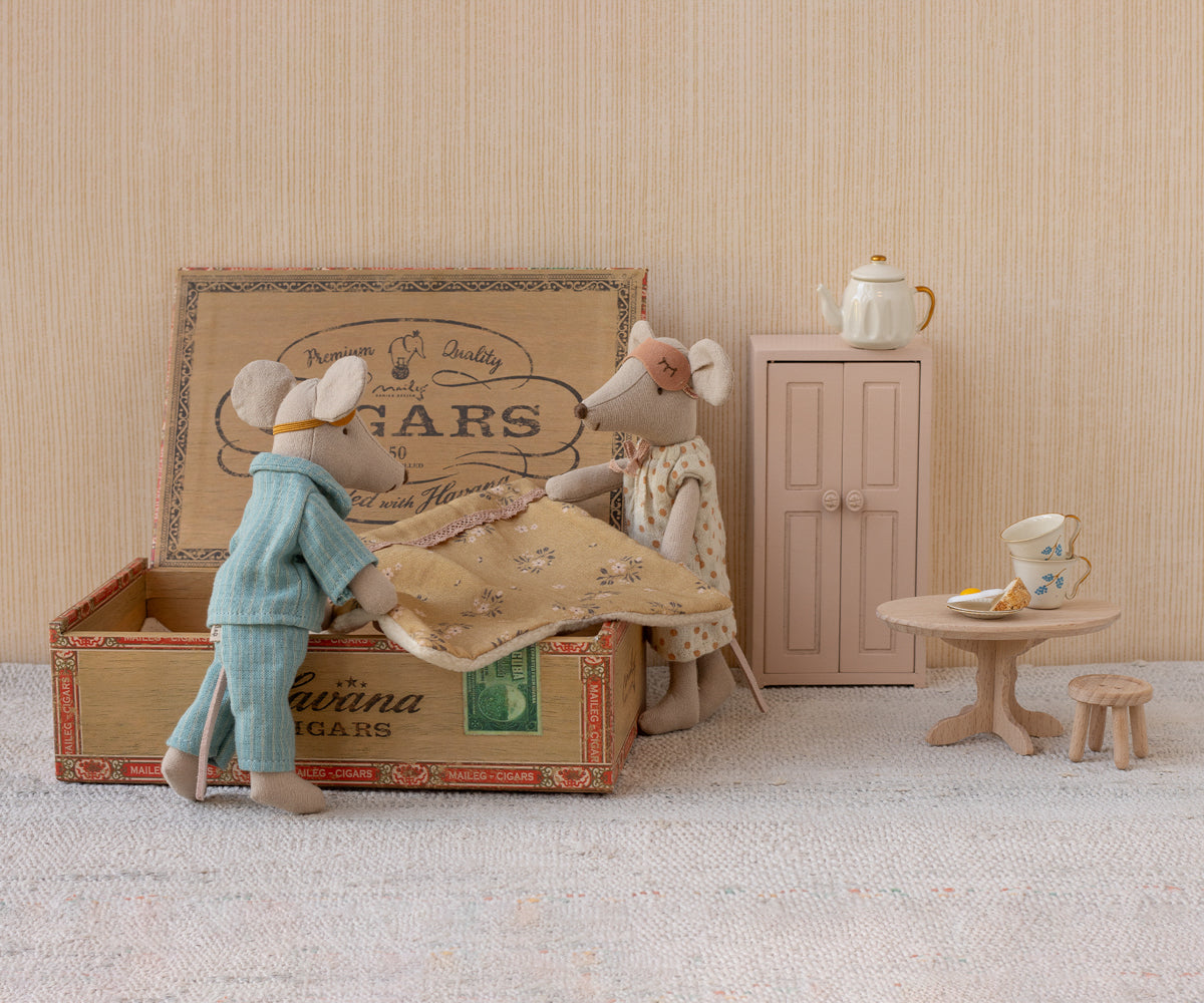 Maileg Mum and Dad mice in a Cigar Box