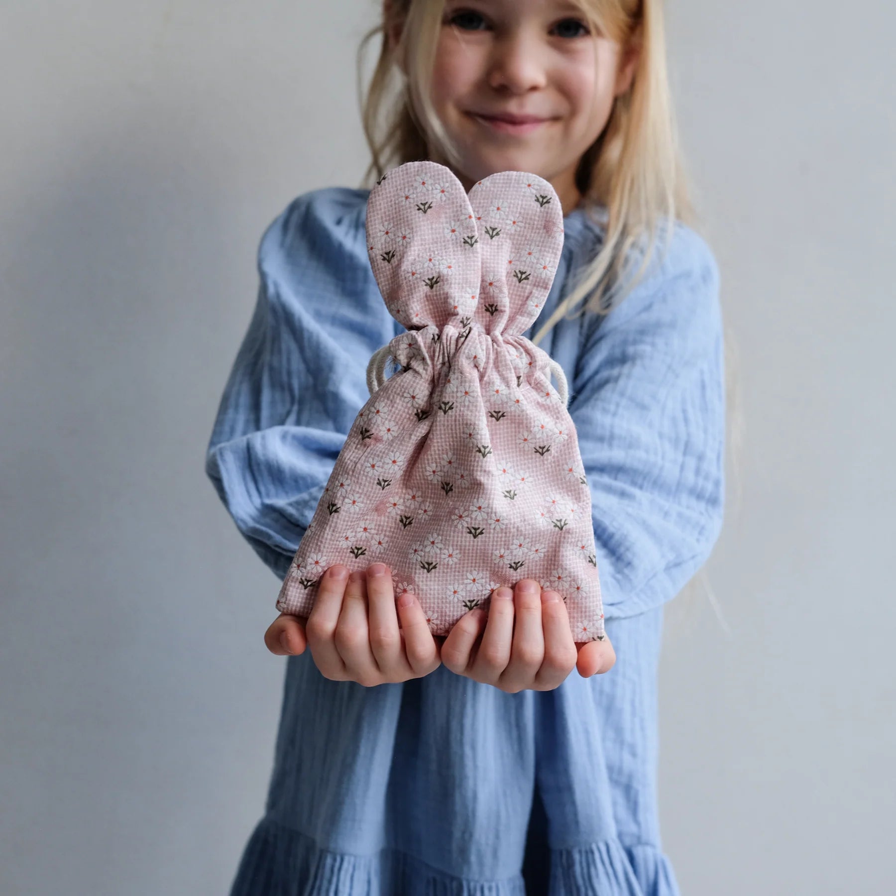 Mimi & Lula Easter pouch - blue Mimi & Lula Easter pouch - blue