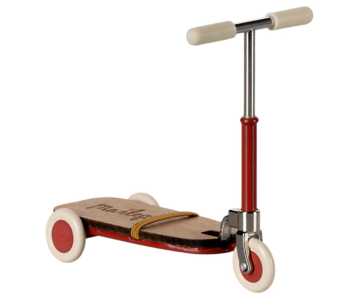 maileg scooter red