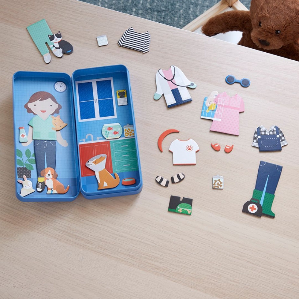 Magnetic Dress Up Set, At the Vet