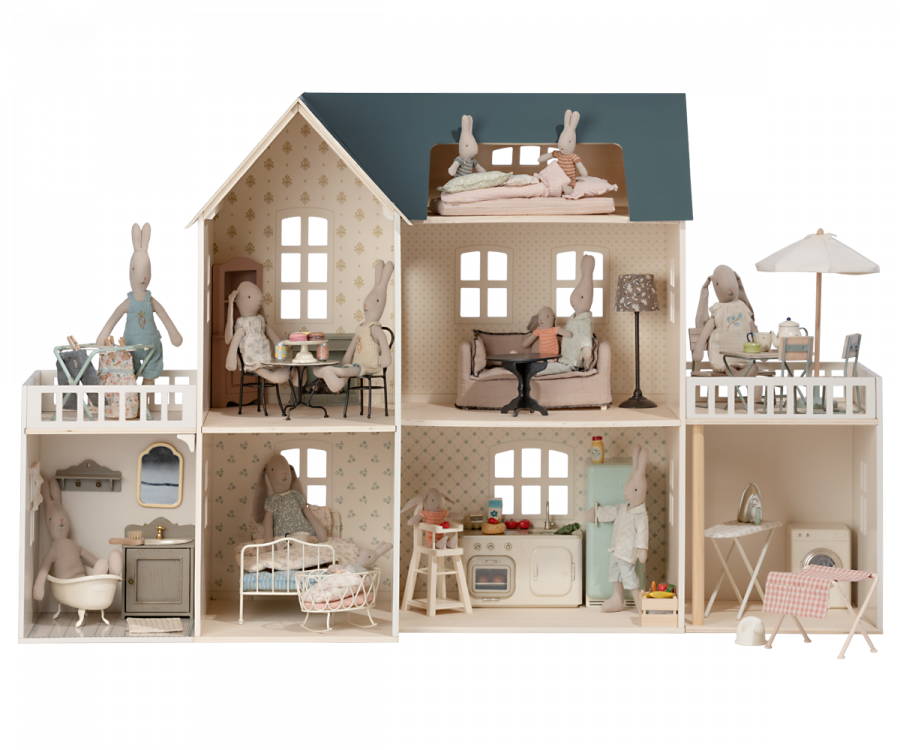 Where can i find a doll discount house
